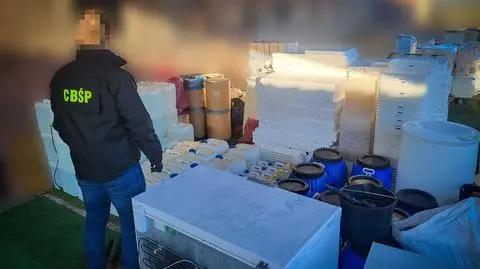 Przejęto ponad sto litrów gotowego narkotyku