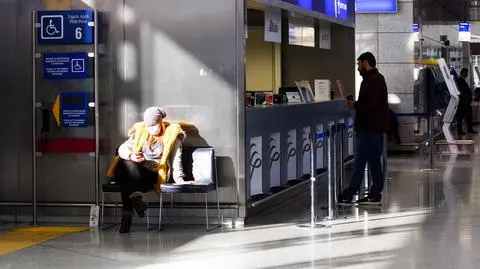 Grecja wydłuża ograniczenia dotyczące podróży lotniczych