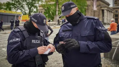 POLICJA-MANDAT