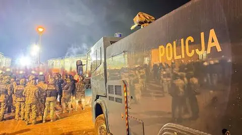 Police says situation is under control after riot at migrant centre in Wędrzyn