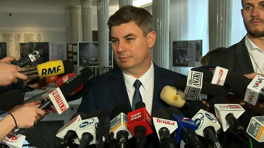 Grabiec: nie weźmiemy udziału w konsultacjach sam prezydent nie traktuje ich poważnie