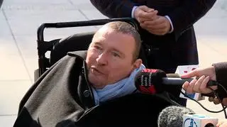 Plura: Nie bądźcie biernymi kibicami. Wstańcie z kanapy, wejdźcie do gry