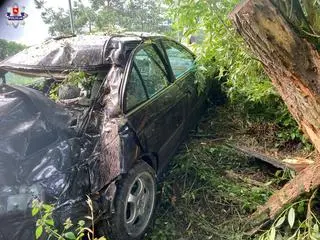 Autem podróżowały cztery osoby 