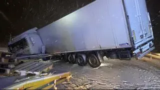 Kolizja na trasie S8 na wysokości Polichna (powiat piotrkowski, woj. łódzkie)