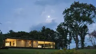 LM Guest House, USA