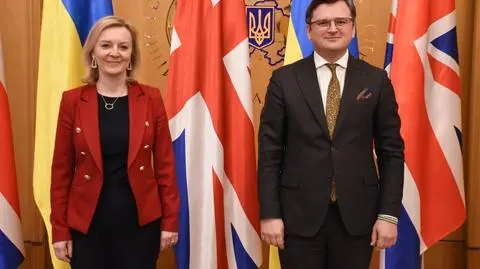 Liz Truss i Dmytro Kułeba 