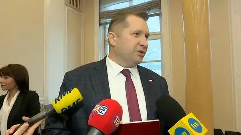 Bronisław Wildstein broni Przemysława Czarnka, ale nie mówi widzom TVP Info wszystkiego