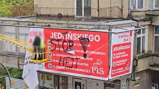 Baner krytykujący działania aktualnego prezydenta miasta