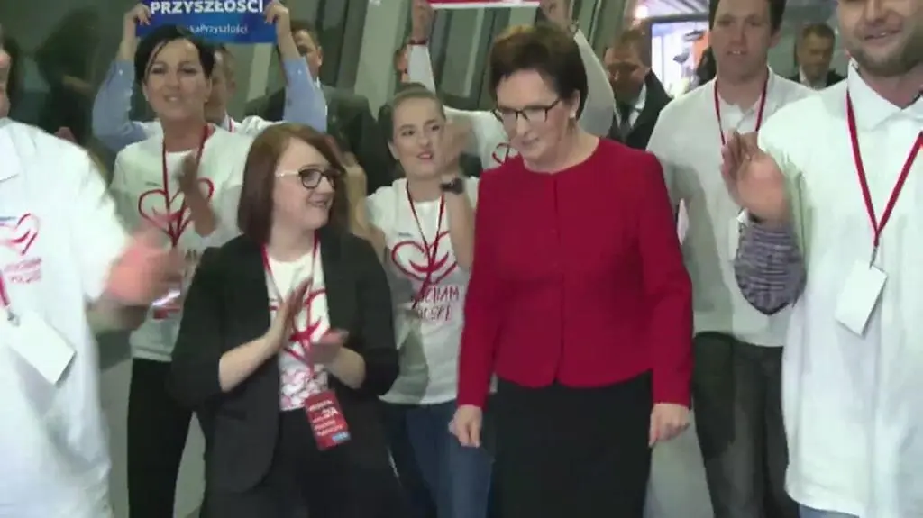Ewa Kopacz przybyła na miejsce debaty