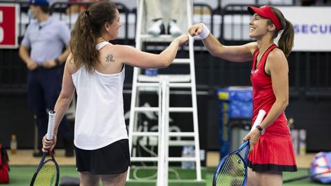 Mecz szwajcarskich legend dla Hingis. "Głowa nadal może zrobić wielkie rzeczy, nogi nie dają już rady"