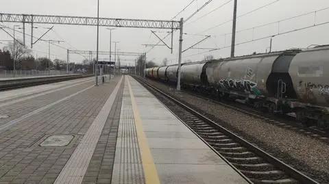 W Puławach na wagonie towarowym znaleziono zwłoki młodego mężczyzny 
