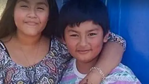 Byli nierozłączni, przed snem wymieniali miłosne SMS-y. Zakochani 10-latkowie z Uvalde pochowani obok siebie