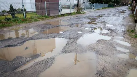 Zdobyła sławę jako "łaciata droga", znów jest pełna dziur