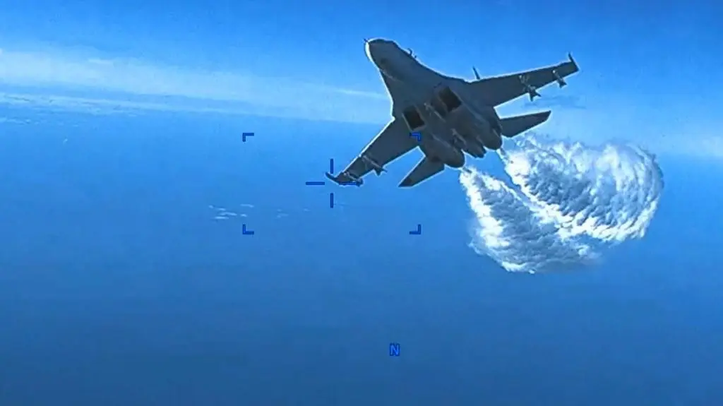 Moment uderzenia Su-27. Nagranie z amerykańskiego drona