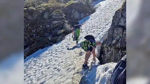 Usłyszeli wołanie o pomoc. "Grupa turystów zignorowała zakaz"