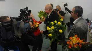 Medalistka była wyraźnie zaskoczona takim przyjęciem 