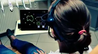 Panel, na którym wyświetlane są dane o naszym mózgu