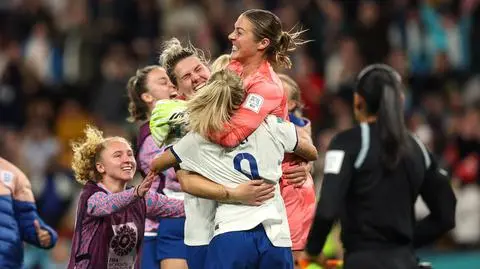 Rekordowy mundial i Barbie piłkarka. Nastaje moda na kobiecą piłkę