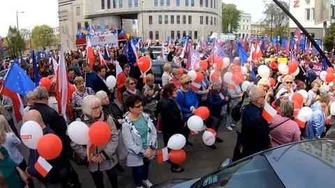 Po covidowej przerwie wrócił pochód z okazji Święta Pracy