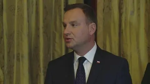 Andrzej Duda w czasie spotkania w ambasadzie w Londynie