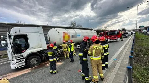 Po karambolu na S8 trasa w kierunku Białegostoku była zablokowana. Autobusy stały w korku