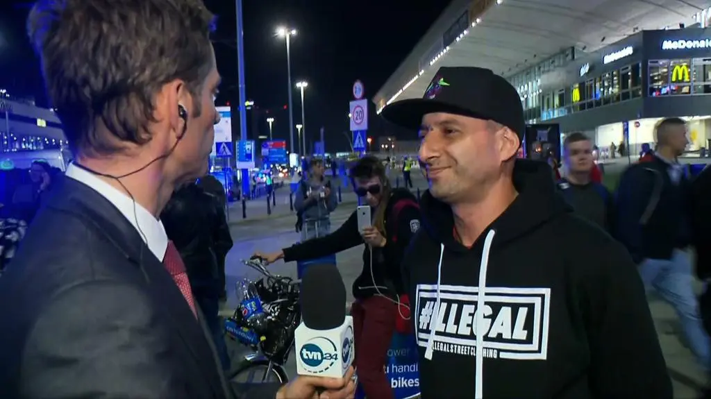 Wujek Samo Zło na trasie przejazdu Donalda Trumpa