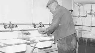 Łazienka Przedsiębiorstwie Budowy Sieci Cieplnych w Warszawie, 1972