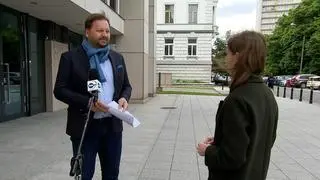 Mecenas Marek Małecki w rozmowie z reporterką TVN24 Katarzyną Gozdawą-Litwińską