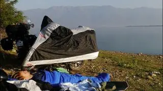 Noc na świeżym powietrzu