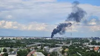 Pożar hali przy ul. Legnickiej we Wrocławiu