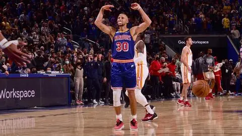 Curry rzucał jak natchniony. Pobił rekord sezonu i nawiązał do wielkich legend