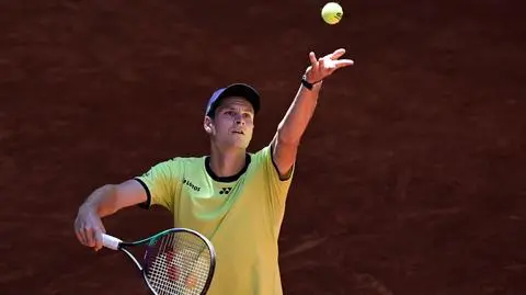 Kłopoty tylko w pierwszym secie. Hurkacz awansował i zagra z Djokoviciem