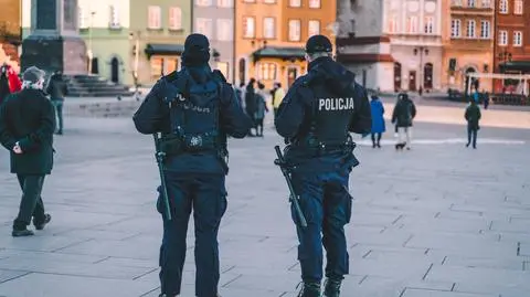 Duży wzrost liczby osób na kwarantannie. Blisko 230 tysięcy policyjnych kontroli ostatniej doby