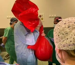 Lekarze wycięli u pacjentki 14-kilogramowego guza jajnika