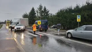 Przejście dla pieszych w Humniskach. Jedyne w wiosce