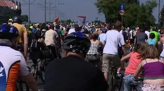 Peleton wyruszy z dwóch miast jednocześnie 