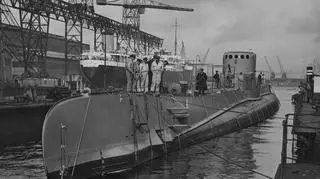 Okręt podwodny ORP "Sęp" w stoczni w Vlissingen 1938 r