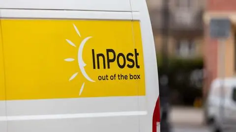 inpost shutterstock_2689672825