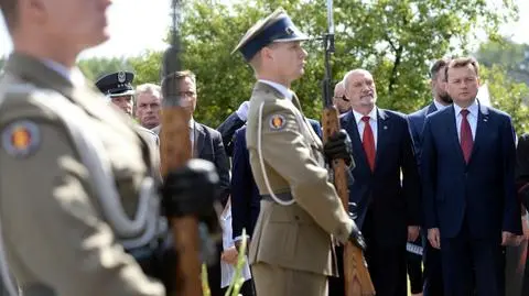 Macierewicz podczas obchodów rocznicy bitwy warszawskiej