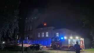 Pożar w budynku wielorodzinnym. Ewakuowano 31 mieszkańców