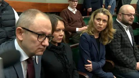 Żony Mariusza Kamińskiego i Macieja Wąsika na sali sejmowej