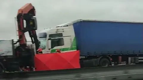 Wymieniał koło na autostradzie A2, przygniotła go kabina ciężarówki
