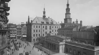Widok na gmach Odwachu i Nowy Ratusz w 1934 r.