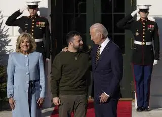 Powitanie Wołodymyra Zełenskiego i Joe Bidena przed Białym Domem