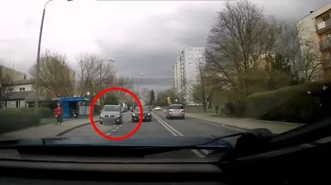 Za taką jazdę grozi 30 tysięcy zł grzywny. Nagranie