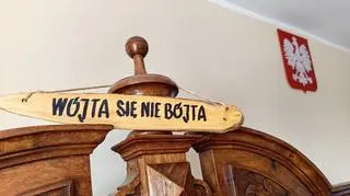 Wójt gminy Daszyna usłyszał 95 zarzutów. Przekonuje, że jest niewinny