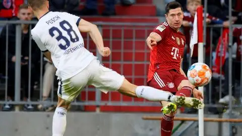 "Gol marzeń" i pech rywala. Lewandowski znów samodzielnym liderem