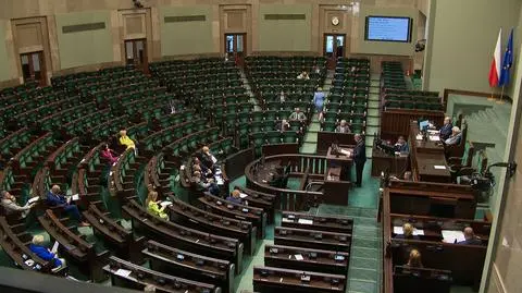 Pusta sala sejmowa