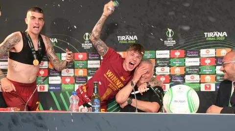 Piłkarze przerwali konferencję Jose Mourinho