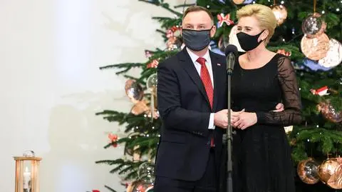 Prezydent i Pierwsza Dama podczas przekazania Betlejemskiego Światła Pokoju